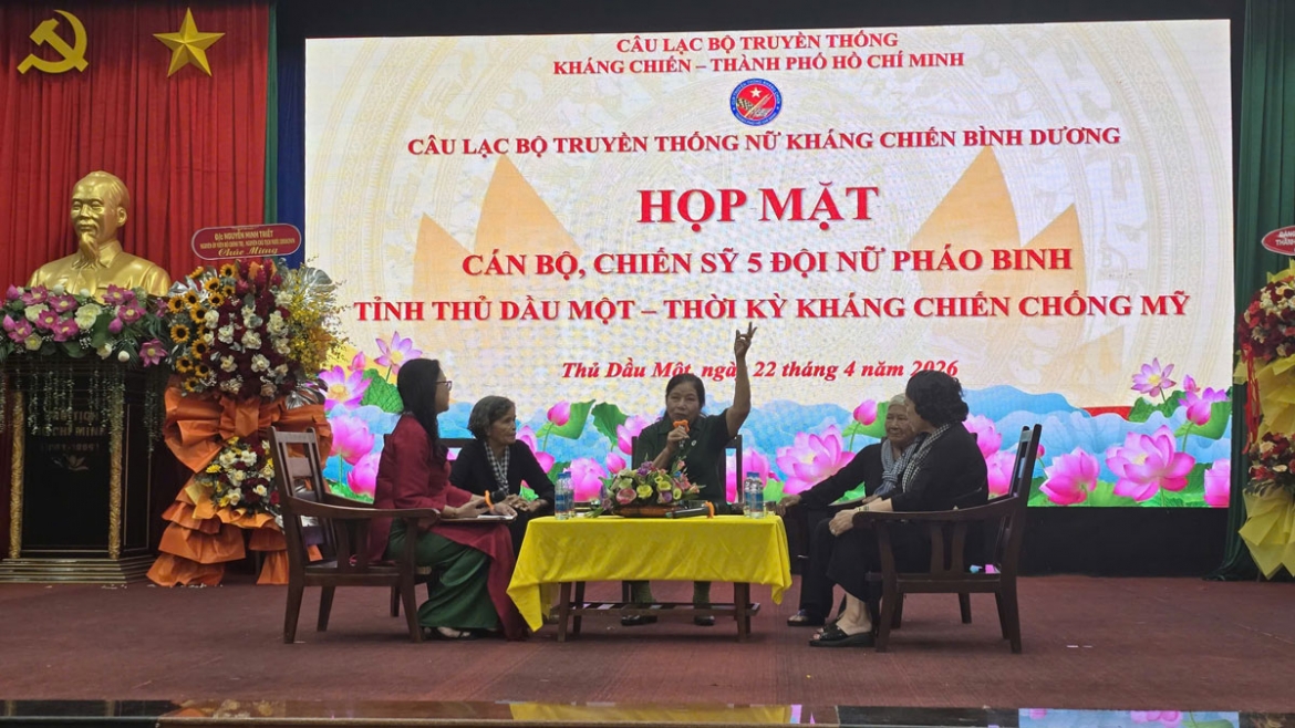 Các nữ chiến sĩ kể về những năm tháng kháng chiến