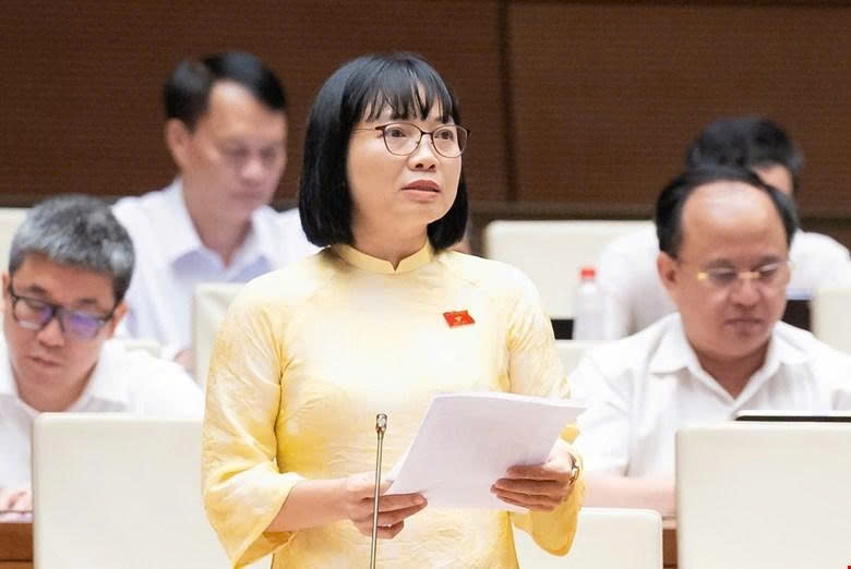 Đại biểu Nguyễn Thị Việt Nga (Đoàn ĐBQH TP Hải Phòng)