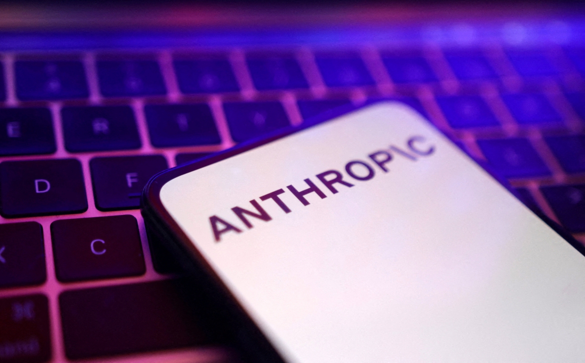 Các mô hình AI mới như Anthropic khiến chính quyền Mỹ phải tìm cách kiểm soát ngành công nghiệp (Ảnh: Reuters)