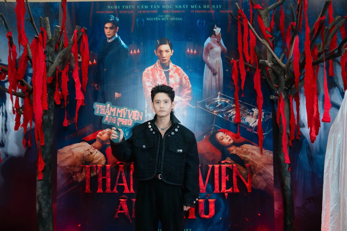 Diễn viên Đình Khang.