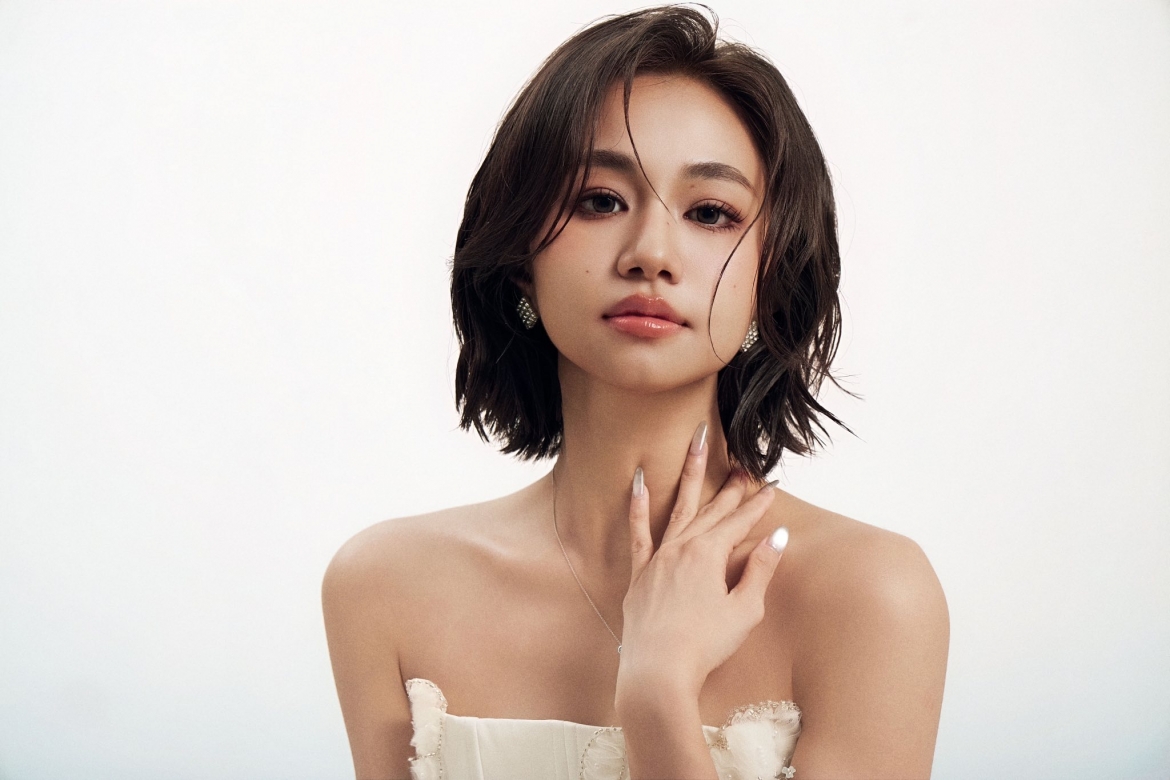 Trước đó, ngày 6/6/2025, Trấn Thành từng đăng bài trên trang cá nhân, kêu gọi khán giả và cộng đồng chung tay hỗ trợ diễn viên Ngân Hòa chữa bệnh. Theo chia sẻ của nam MC thời điểm đó, Ngân Hòa đang gặp vấn đề sức khỏe nghiêm trọng cần khoản chi phí lớn để thực hiện ca phẫu thuật ghép thận.