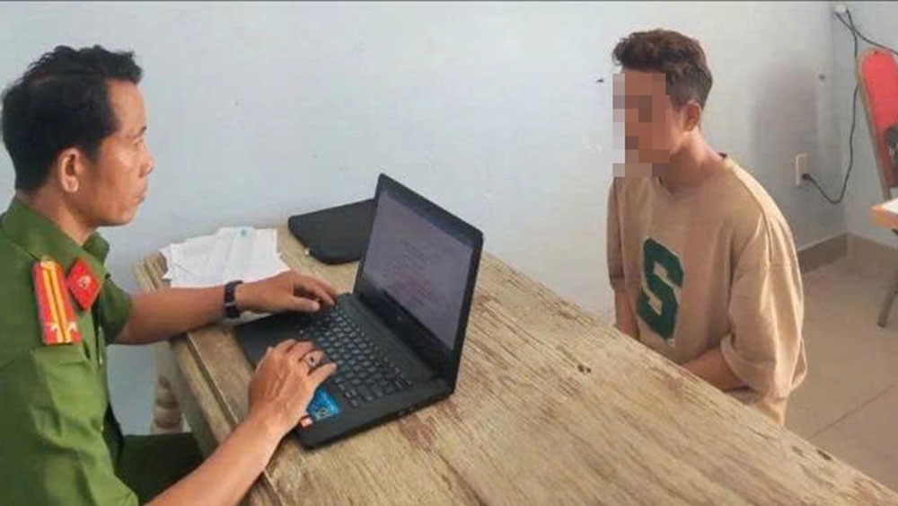 Công an làm việc với Nguyễn Văn Trọng