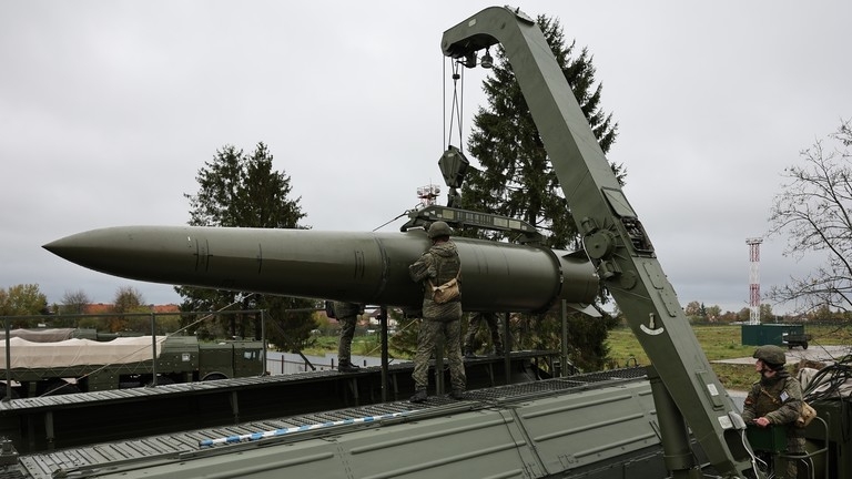 Bệ phóng tên lửa đạn đạo Iskander-M của Nga. Ảnh: Sputnik