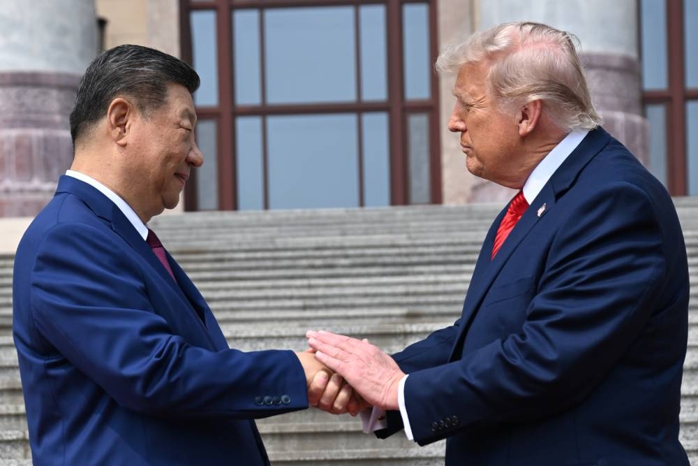 Chủ tịch Trung Quốc Tập Cận Bình và Tổng thống Mỹ Donald Trump. Ảnh: AP