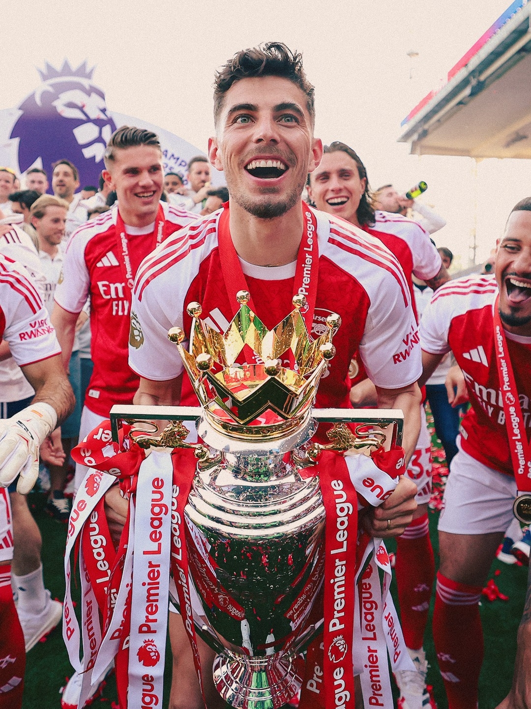 Ở mùa giải năm nay, có thời điểm Arsenal gặp khó khăn, khi các trụ cột dính chấn thương.