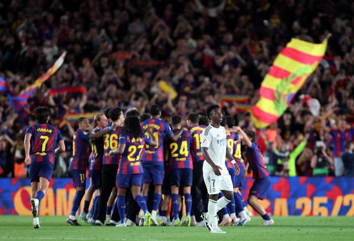 Barca vô địch La Liga 2025/2026 trong khi Real Madrid đang khủng hoảng vì mâu thuẫn nội bộ. (Ảnh: Reuters)