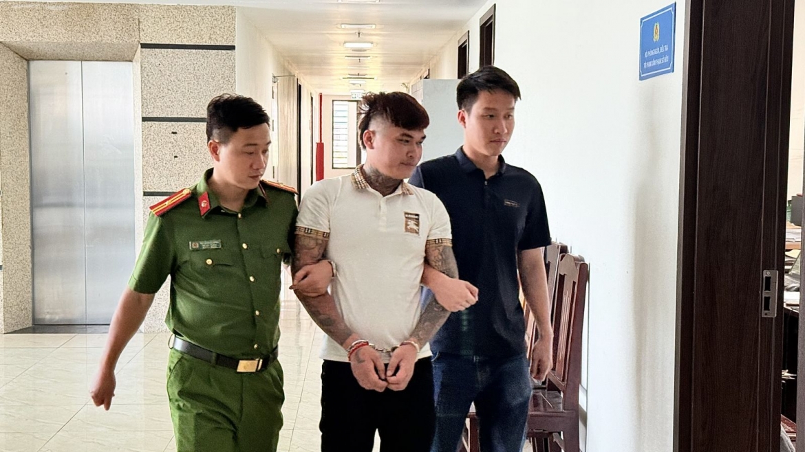 Đối tượng truy nã Ngô Văn Đại được di lý về Công an tỉnh Thanh Hóa phục vụ điều tra. (Ảnh: Công an cung cấp)