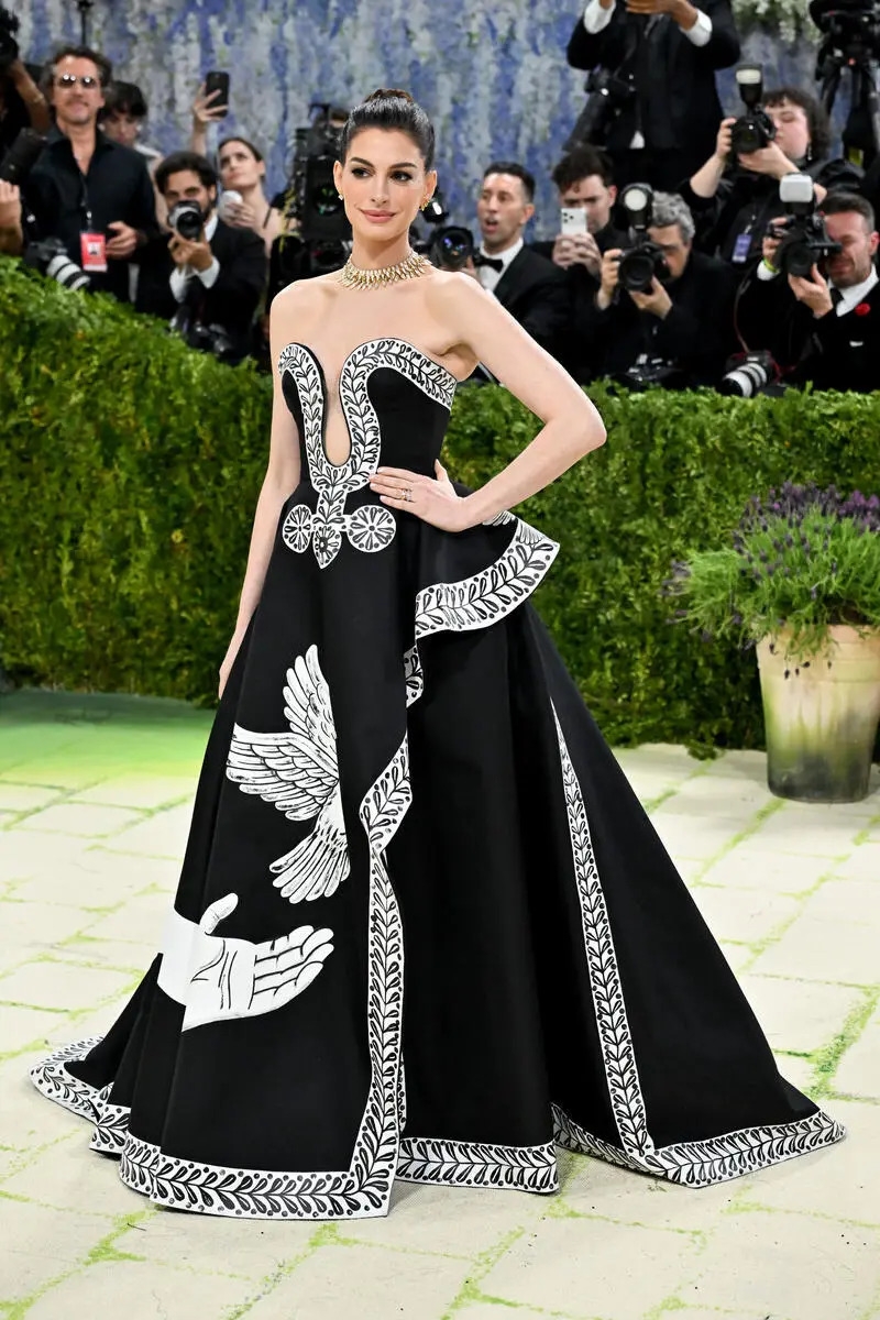 Anne Hathaway