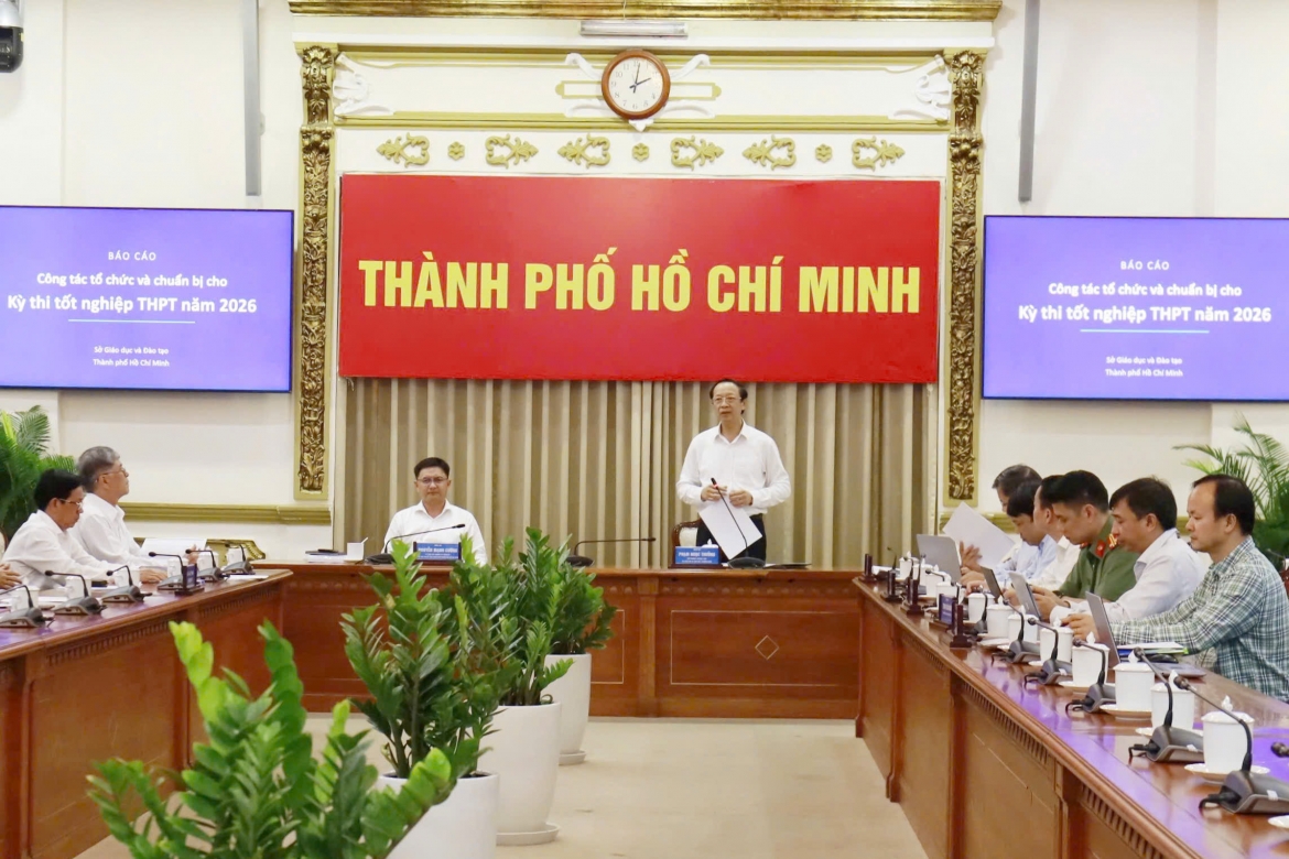 Buổi làm việc với UBND TP.HCM về công tác tổ chức và chuẩn bị cho kỳ thi tốt nghiệp THPT năm 2026 (ảnh: N.M)