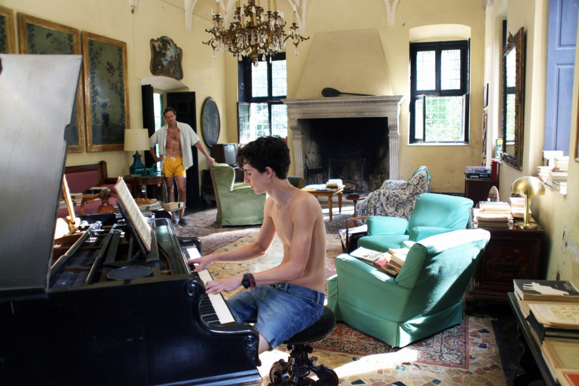 Những khoảng lặng là “ngôn ngữ” đặc biệt trong bộ phim của đạo diễn Luca Guadagnino