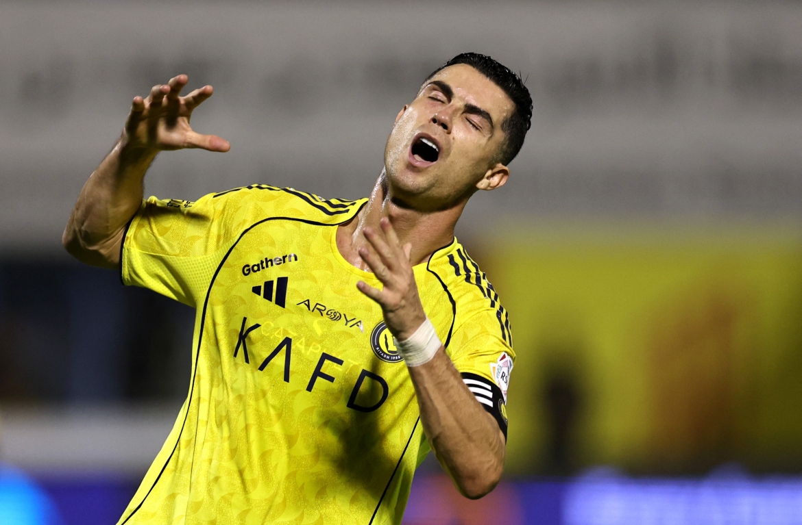 Sự thất vọng của Ronaldo. (Ảnh: Reuters).