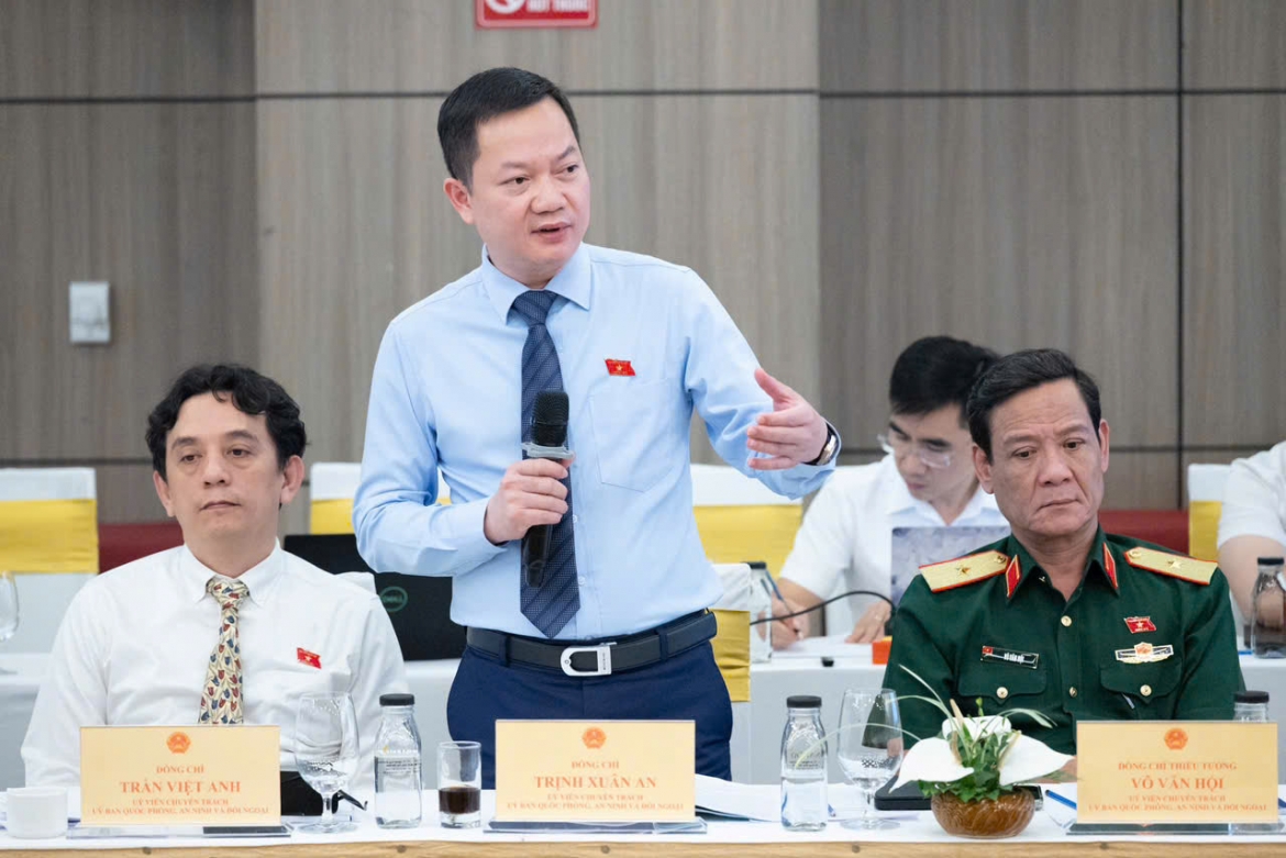 Ông Trịnh Xuân An, đại biểu Quốc hội hoạt động chuyên trách tại Ủy ban Quốc phòng, An ninh và Đối ngoại của Quốc hội. (Ảnh: Nhân vật cung cấp)
