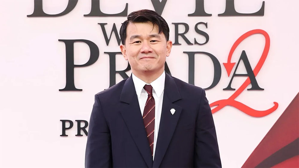 Ronny Chieng, nhà biên kịch từng đoạt giải Emmy của chương trình The Daily Show được nhìn thấy tại bữa tiệc của Miranda ở Hamptons. (Ảnh: Getty Images)
