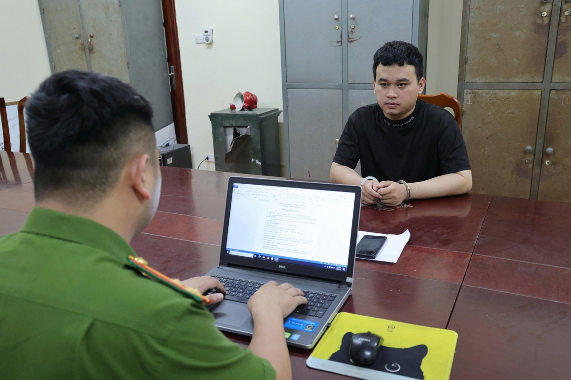 Đối tượng Phạm Minh Tân tại cơ quan công an.