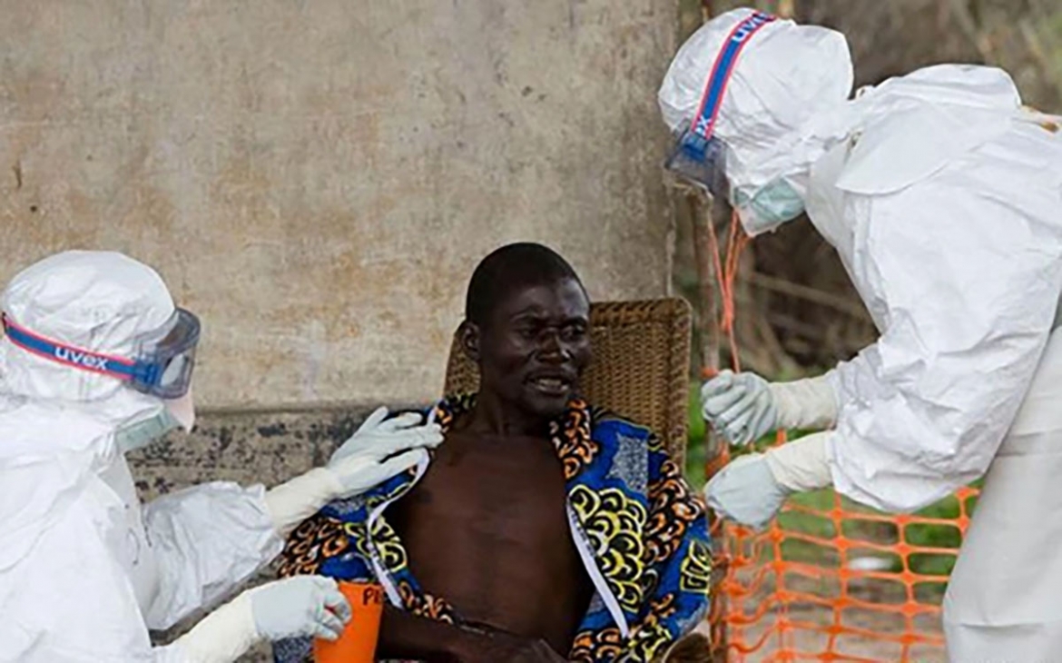 Dịch Ebola khiến người dân tại nhiều quốc gia rơi vào khủng khoảng. (Ảnh: AP)