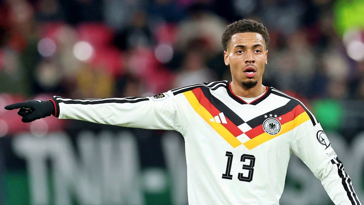 Tiền vệ Felix Nmecha (số áo 23) - Borussia Dortmund