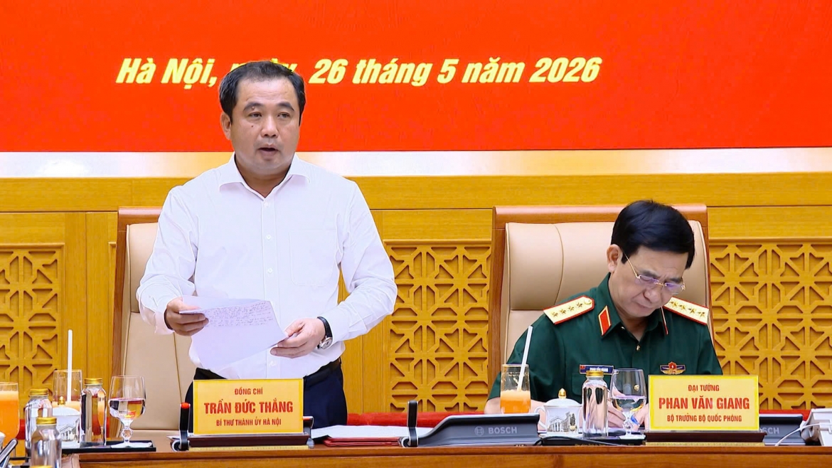 Ủy viên Bộ Chính trị, Bí thư Thành ủy, Trưởng Đoàn Đại biểu Quốc hội TP Hà Nội Trần Đức Thắng phát biểu tại Hội nghị (Ảnh: Nguyễn Hoàng)