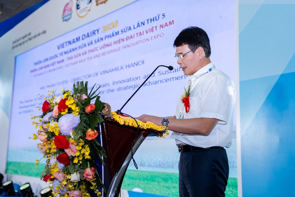 Ông Phạm Tuyên – Giám đốc chi nhánh Vinamilk Hà Nội – phát biểu tại Lễ khai mạc chuỗi triển lãm chuyên ngành sữa – kem- trà sữa và thức uống hiện đại 2026