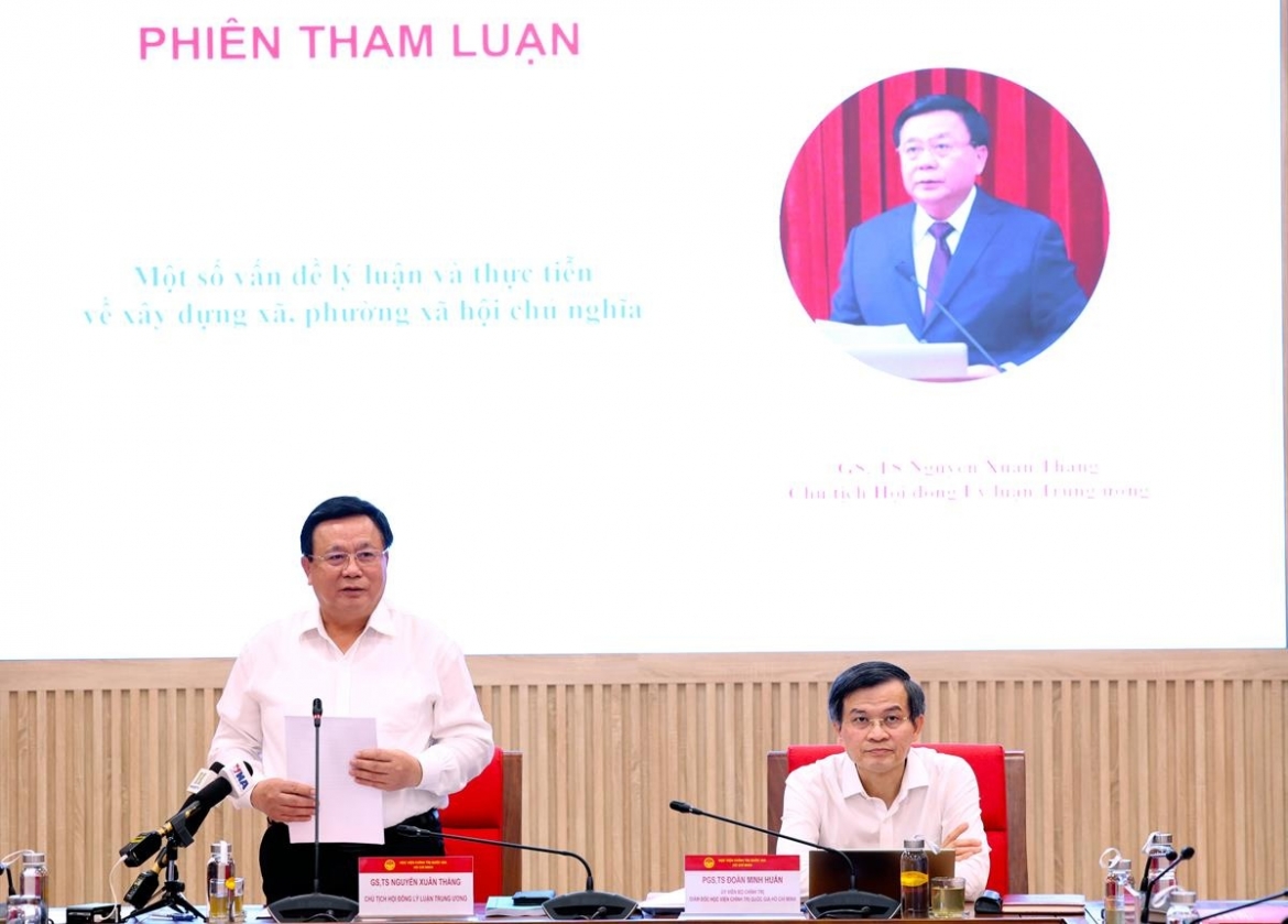 GS,TS Nguyễn Xuân Thắng phát biểu tại hội thảo “Xây dựng xã, phường xã hội chủ nghĩa (XHCN) trong kỷ nguyên phát triển mới: Những vấn đề lý luận và thực tiễn”.