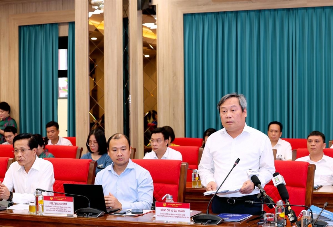 Chủ tịch UBND TP Hà Nội Vũ Đại Thắng phát biểu tại hội thảo.