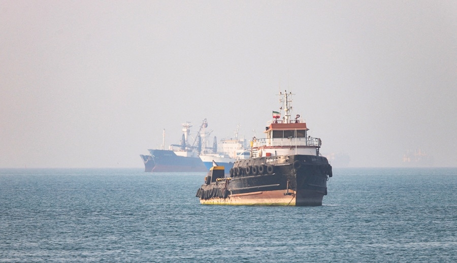 Iran triển khai cơ chế mới để quản lý tàu thuyền qua eo biển Hormuz. Ảnh: Reuters