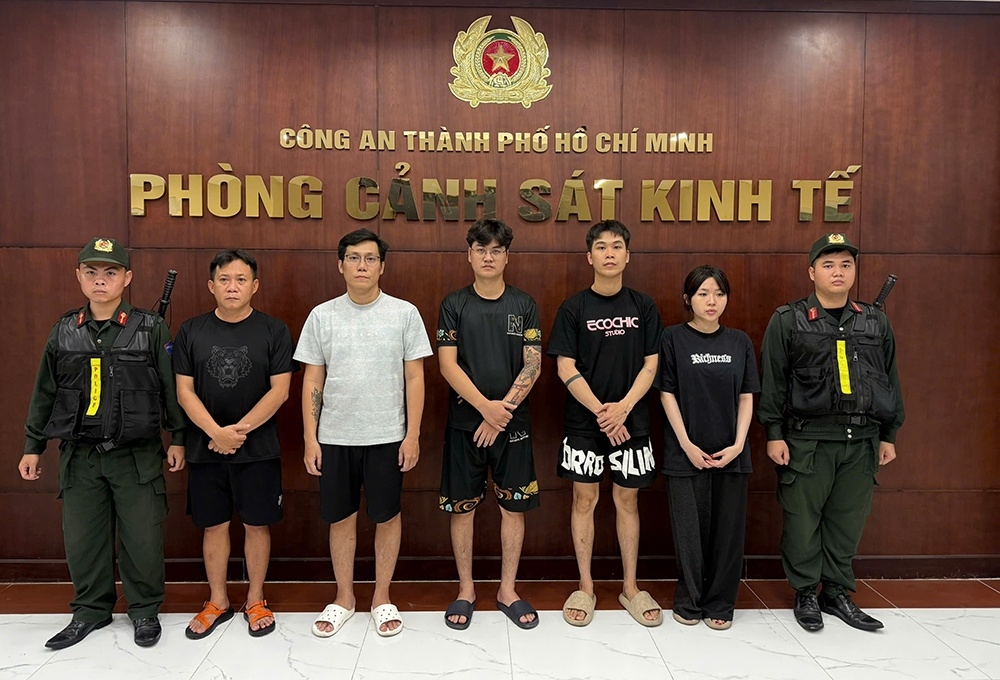 5 đối tượng bị bắt giữ. Ảnh: CACC