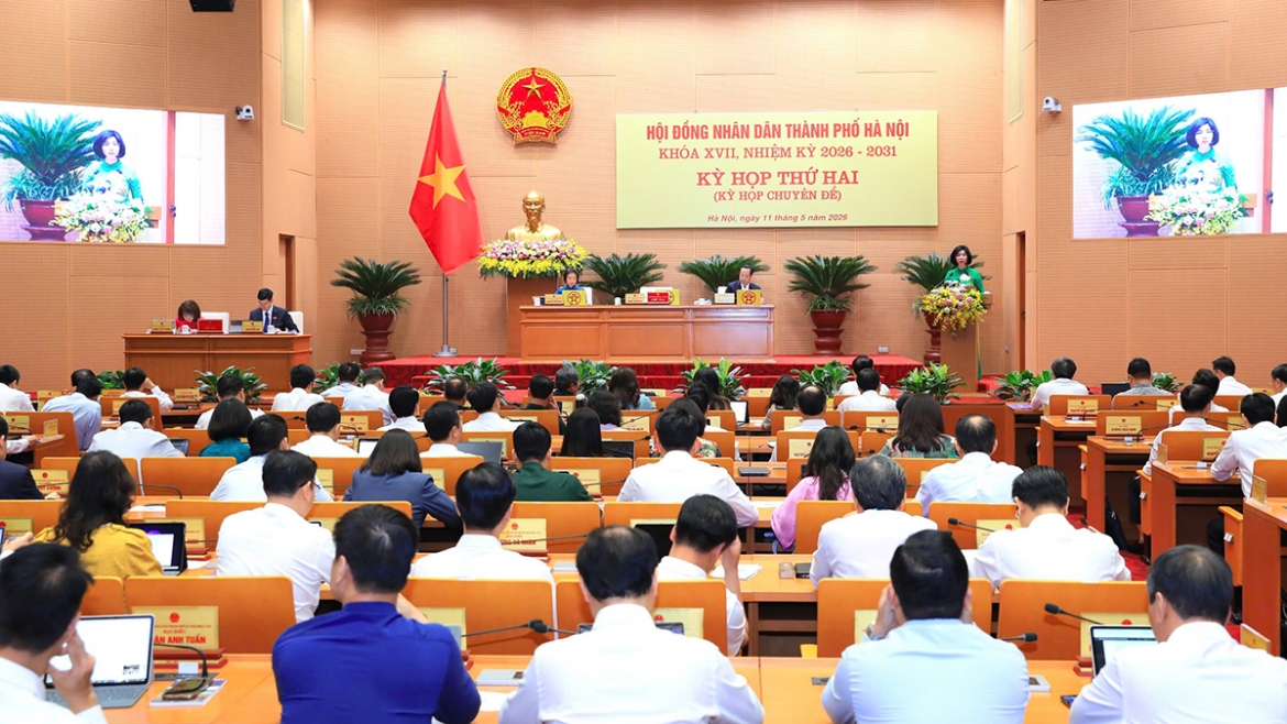 Các đại biểu tham dự kỳ họp.