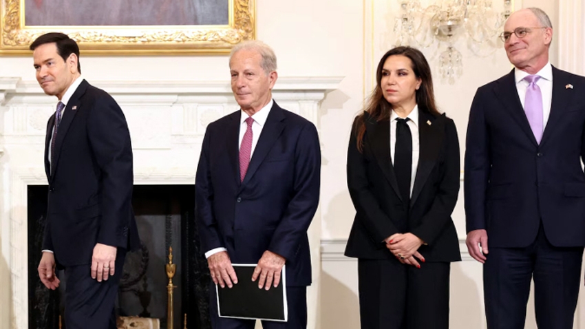 Các nhà ngoại giao cấp cao Lebanon và Israel gặp nhau tại Washington trong cuộc đàm phán ngừng bắn hồi tháng 4/2026 - Ảnh: Reuters