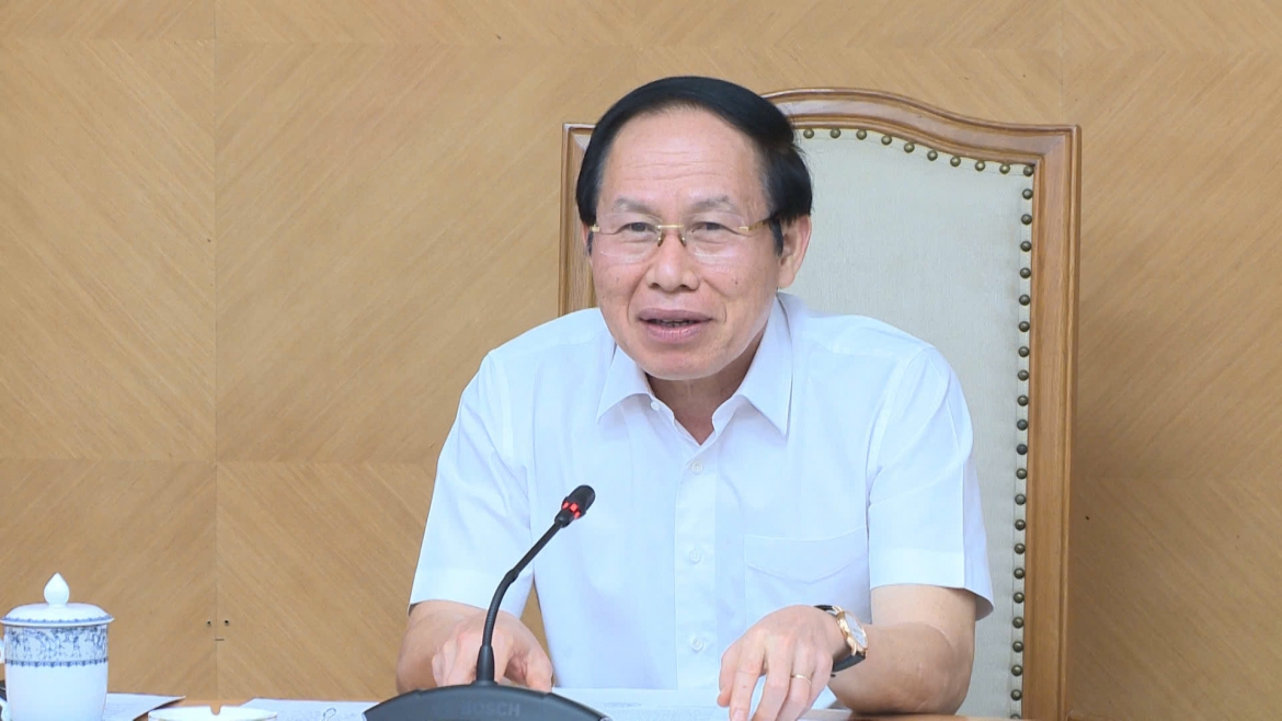 Theo Phó Thủ tướng Lê Tiến Châu, việc sửa đổi Luật phải bám sát chủ trương phân cấp, cắt giảm thủ tục hành chính và hướng tới hiệu quả thực chất. Ảnh: VGP/Thu Sa