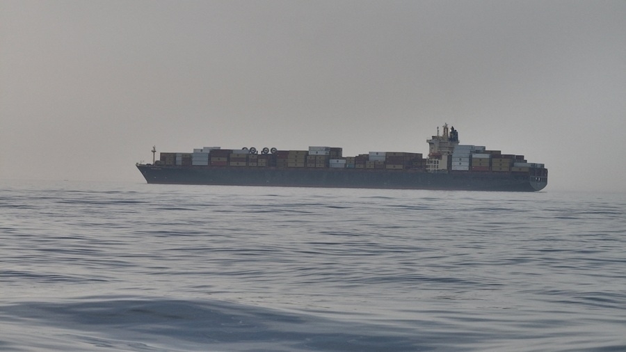 Lực lượng Vệ binh Cách mạng Hồi giáo (IRGC) bắt giữ tàu Epaminondas tại eo biển Hormuz. Ảnh: Reuters