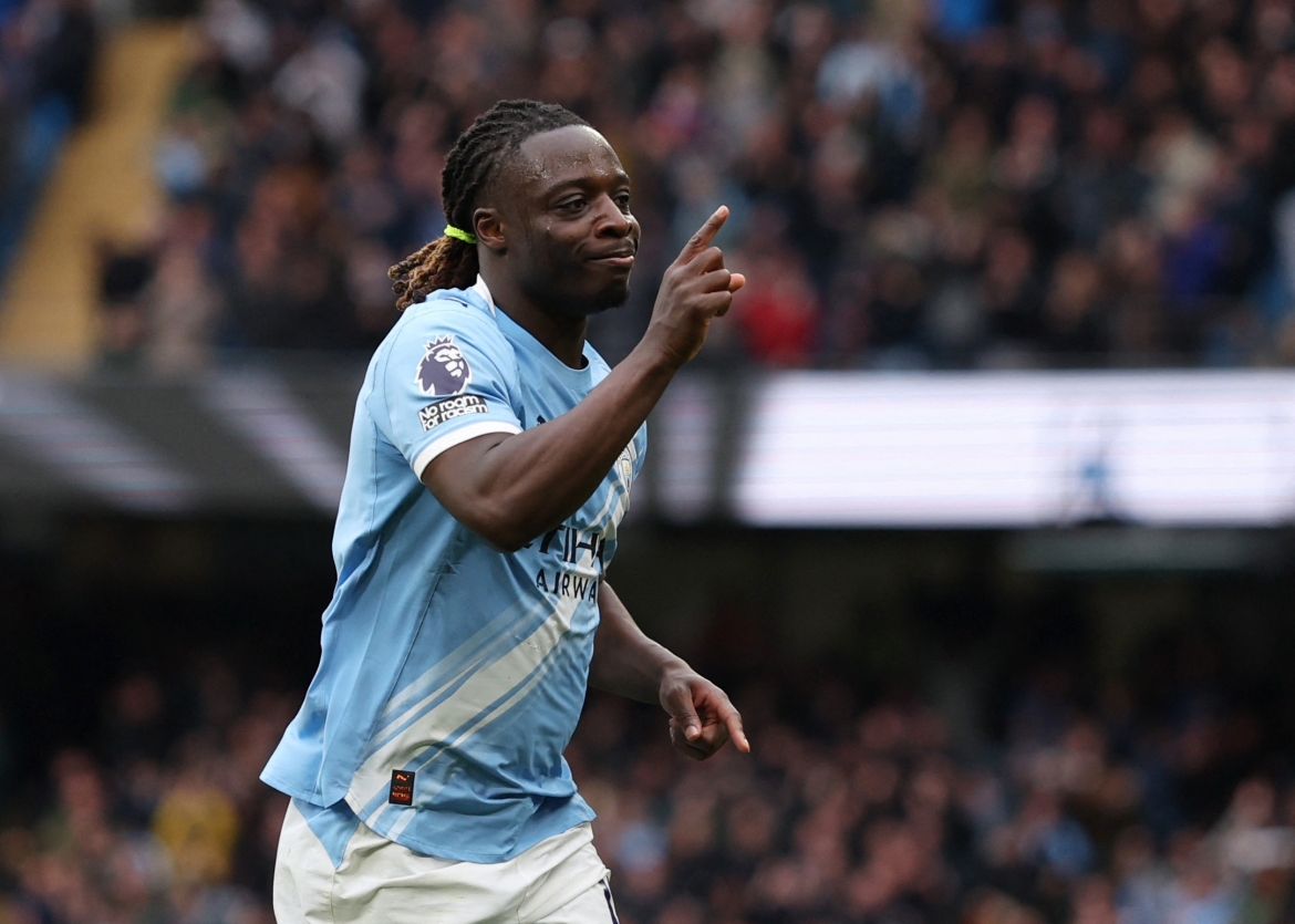 Sự tỏa sáng của Doku giúp Man City phá vỡ thế bế tắc trước Brentford. (Ảnh: Reuters)