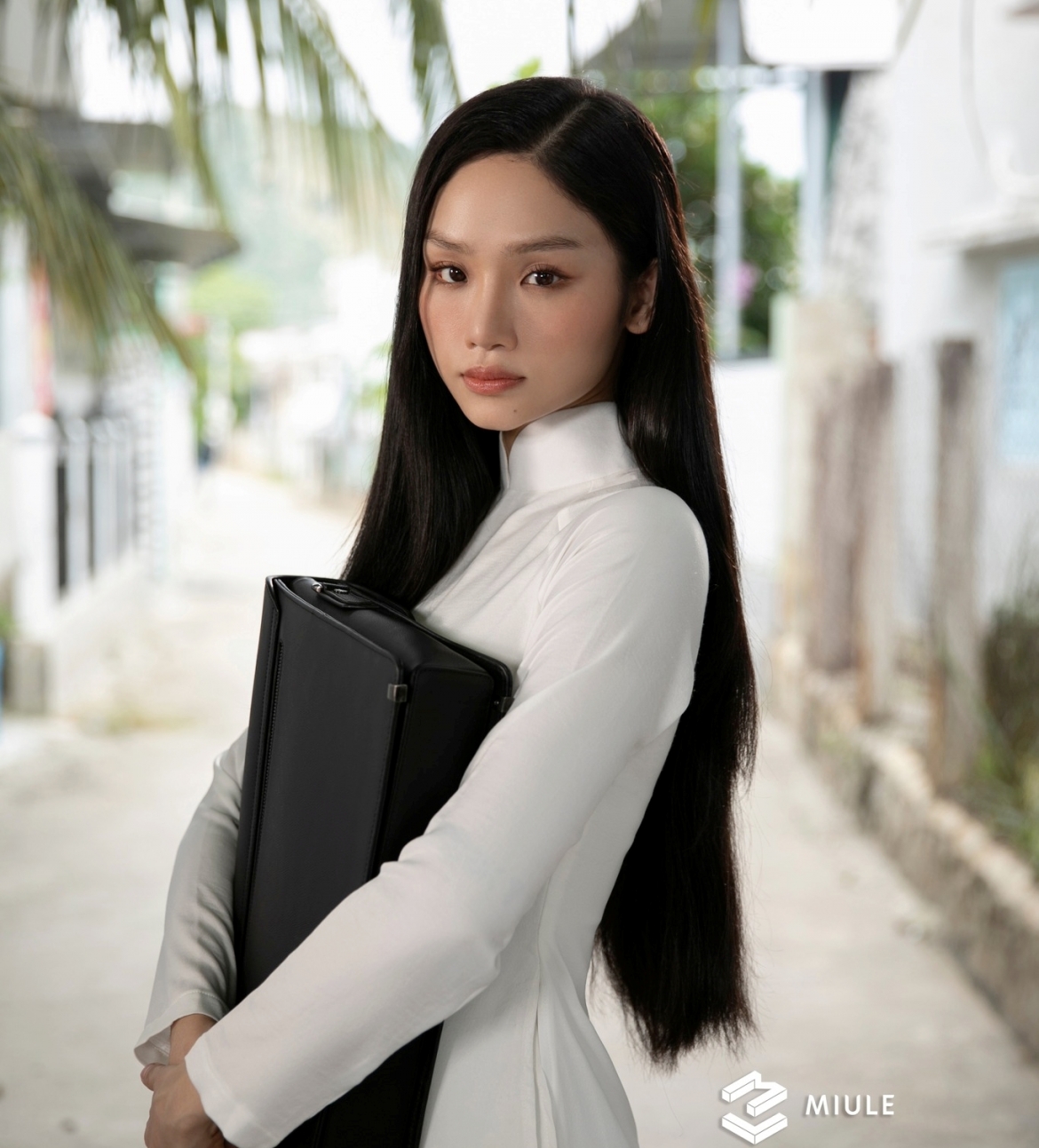 Miu Lê trong "Cô gái đến từ hôm qua"