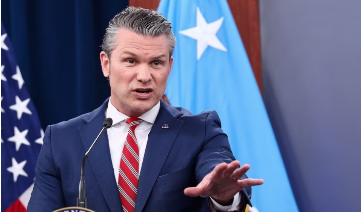 Bộ trưởng Quốc phòng Mỹ Pete Hegseth (Ảnh: Reuters)
