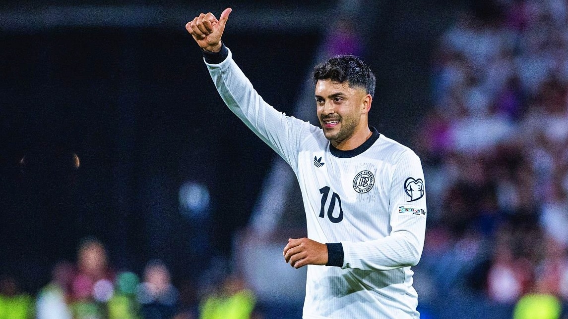 Tiền vệ Nadiem Amiri (số áo 20) - Mainz 05