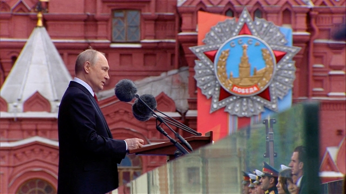 Tổng thống Nga Vladimir Putin phát biểu tại lễ duyệt binh kỷ niệm 81 năm Ngày Chiến thắng (9/5) ở Moscow. Ảnh: Reuters