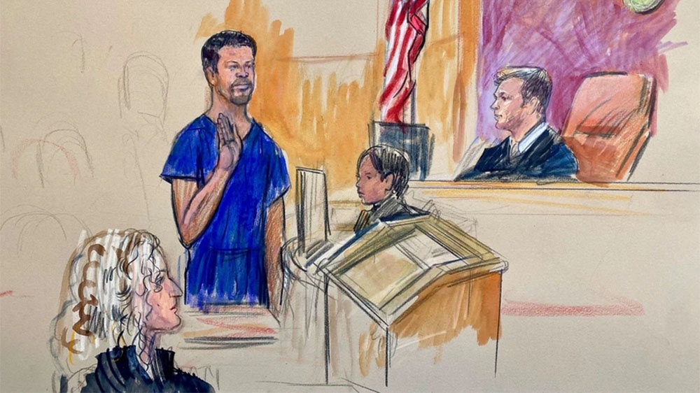 Ảnh vẽ cảnh nghi phạm Cole Allen xuất hiện trước tòa án liên bang ở Washington, D.C. (Ảnh: Dana Verkouteren/THE TELEGRAPH)