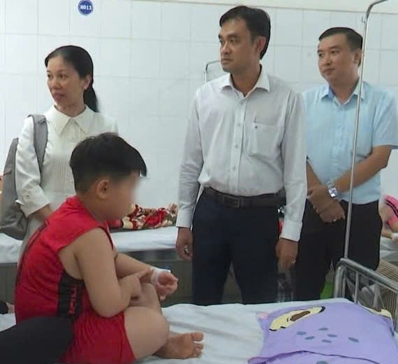 Nhiều ca nghi bị ngộ độc thực phẩm sức khỏe đã ổn định