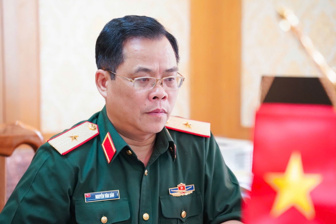 Thiếu tướng, PGS, TS Nguyễn Văn Sáu, Phó Viện trưởng Viện Chiến lược và Lịch sử quốc phòng Việt Nam