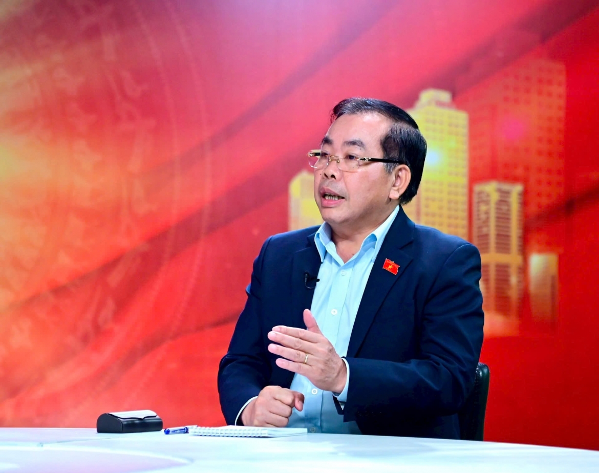 Ông Nguyễn Quang Huân