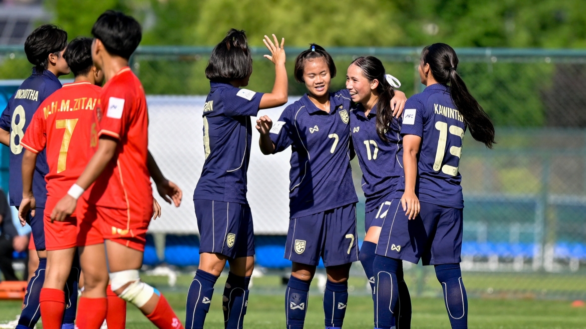 Ở trận đấu sớm của lượt trận thứ hai, U17 nữ Thái Lan đã đánh bại U17 nữ Myanmar 1-0. (Ảnh: AFC). 