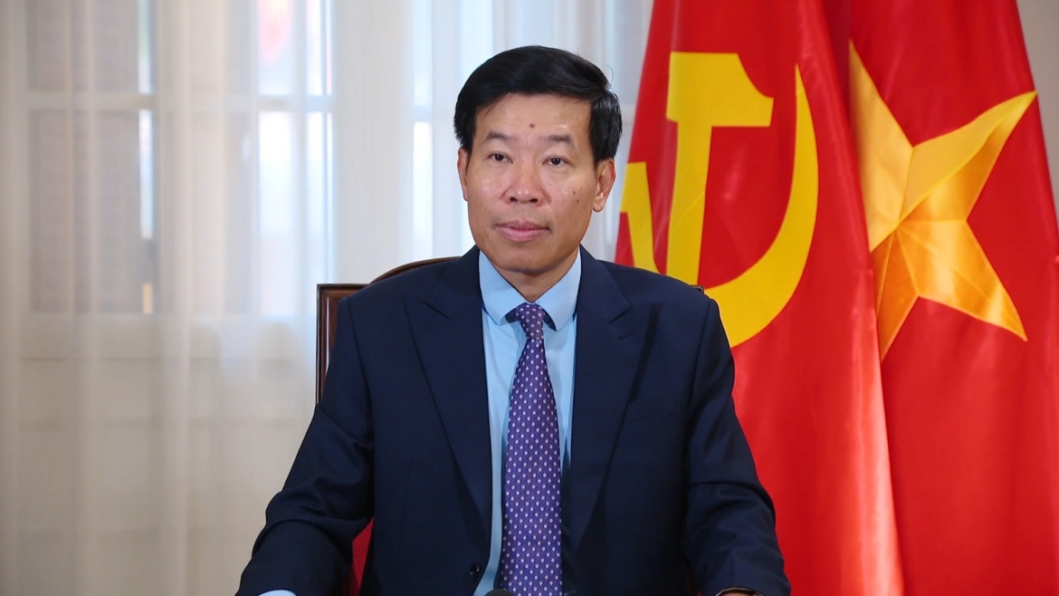 Thứ trưởng Bộ Ngoại giao Nguyễn Mạnh Cường