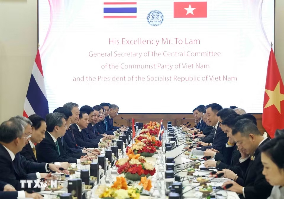 Tổng Bí thư, Chủ tịch nước Tô Lâm hội đàm chính thức với Thủ tướng Thái Lan Anutin Charnvirakul. (Ảnh: TTXVN)