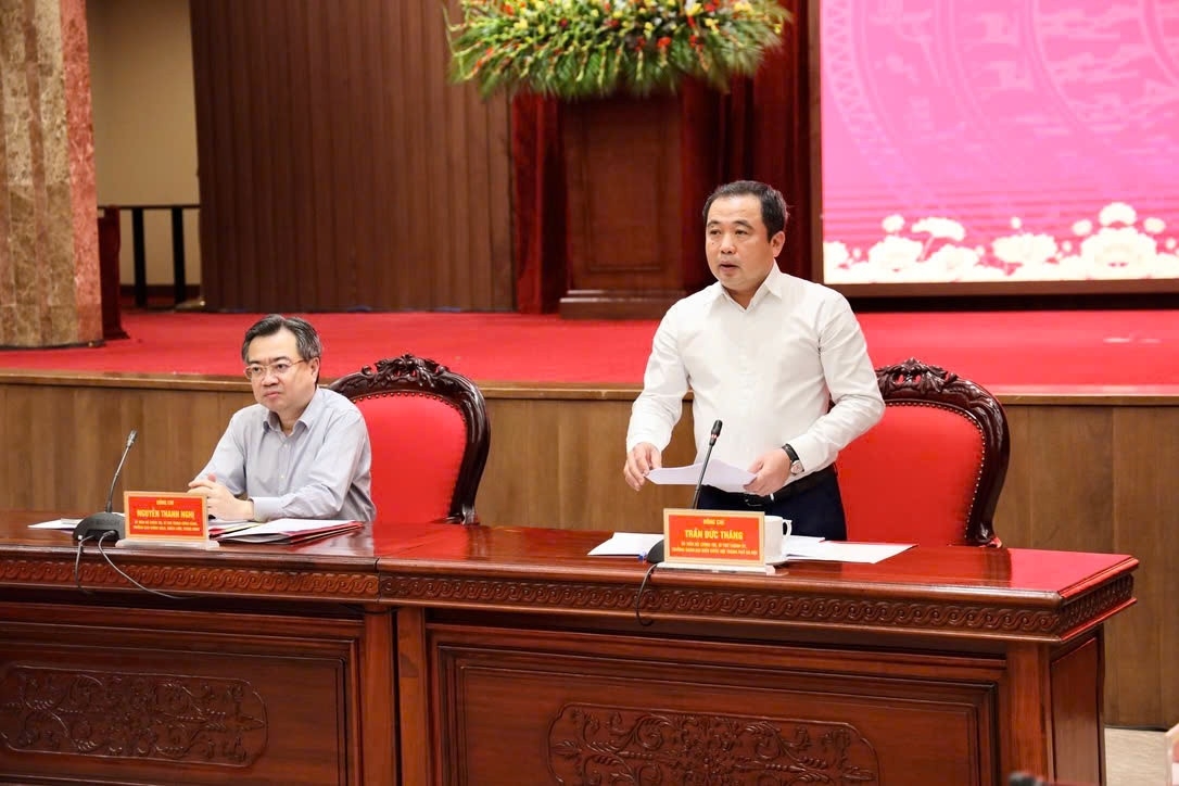 Bí thư Thành ủy Hà Nội Trần Đức Thắng phát biểu.