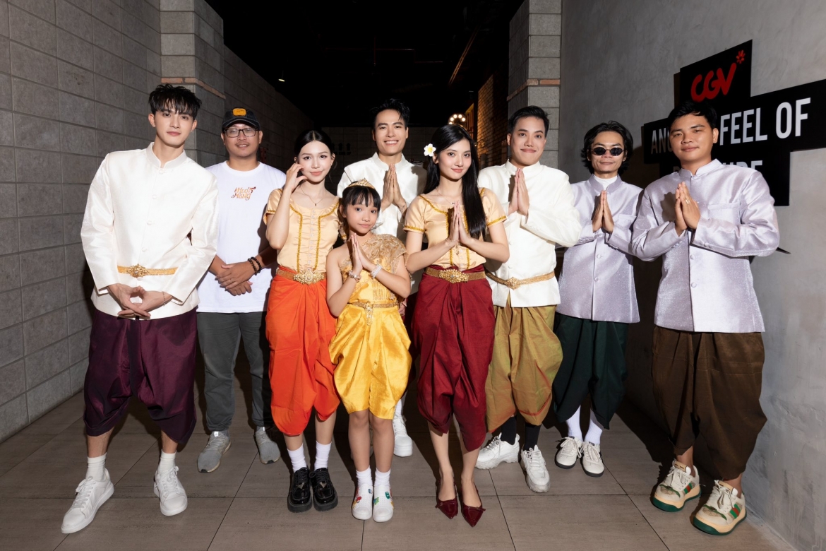 Trần Ngọc Vàng đăng ảnh kèm caption ngắn gọn “quá đẹp ạ”, đúng tinh thần tự tin không cần nói nhiều.