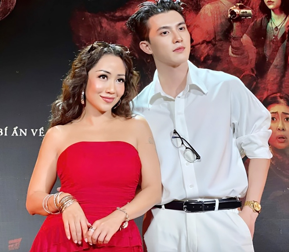 Trần Ngọc Vàng và Ốc Thanh Vân đóng vợ chồng trong “Heo năm móng”.