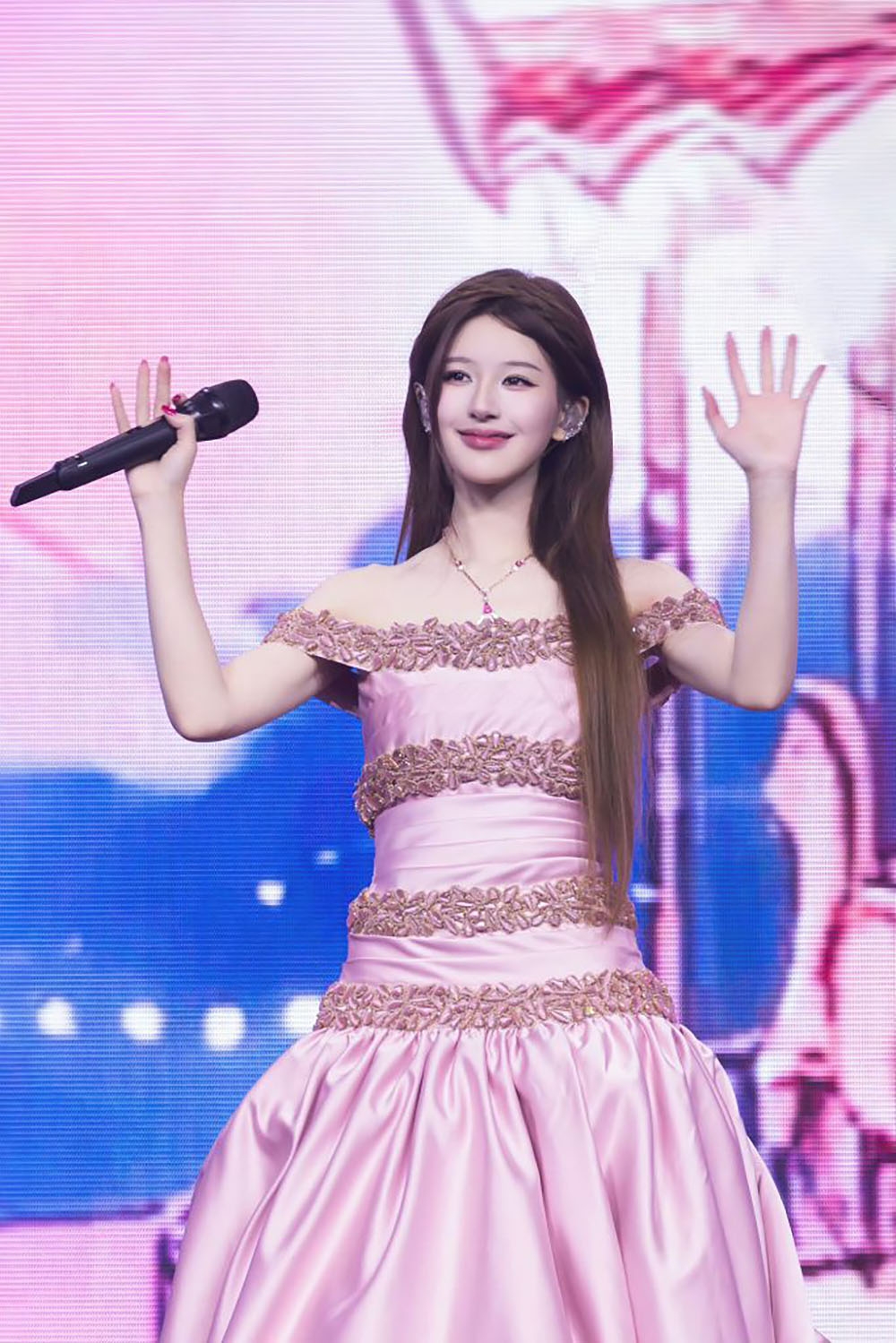Hình ảnh từ concert của Triệu Lộ Tư.