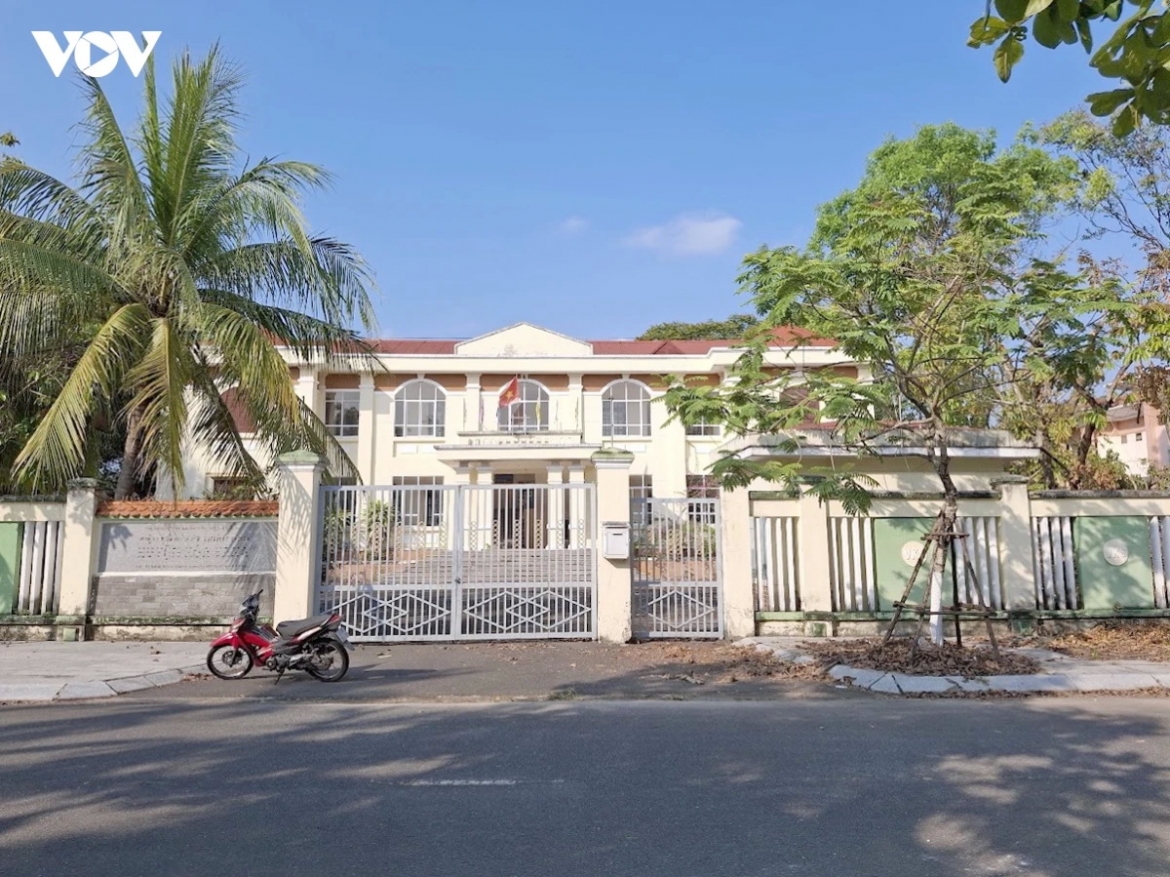 Nhiều trụ sở dôi dư đang bỏ không, nguy cơ xuống cấp, gây lãng phí