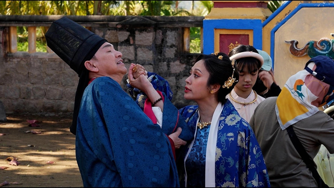 Cảnh trong phim "Trùm sò"