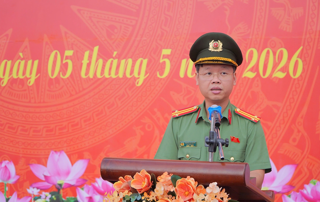 Trung tá Nguyễn Kim Trung, Phó Giám đốc Công an thành phố phát biểu khai mạc.