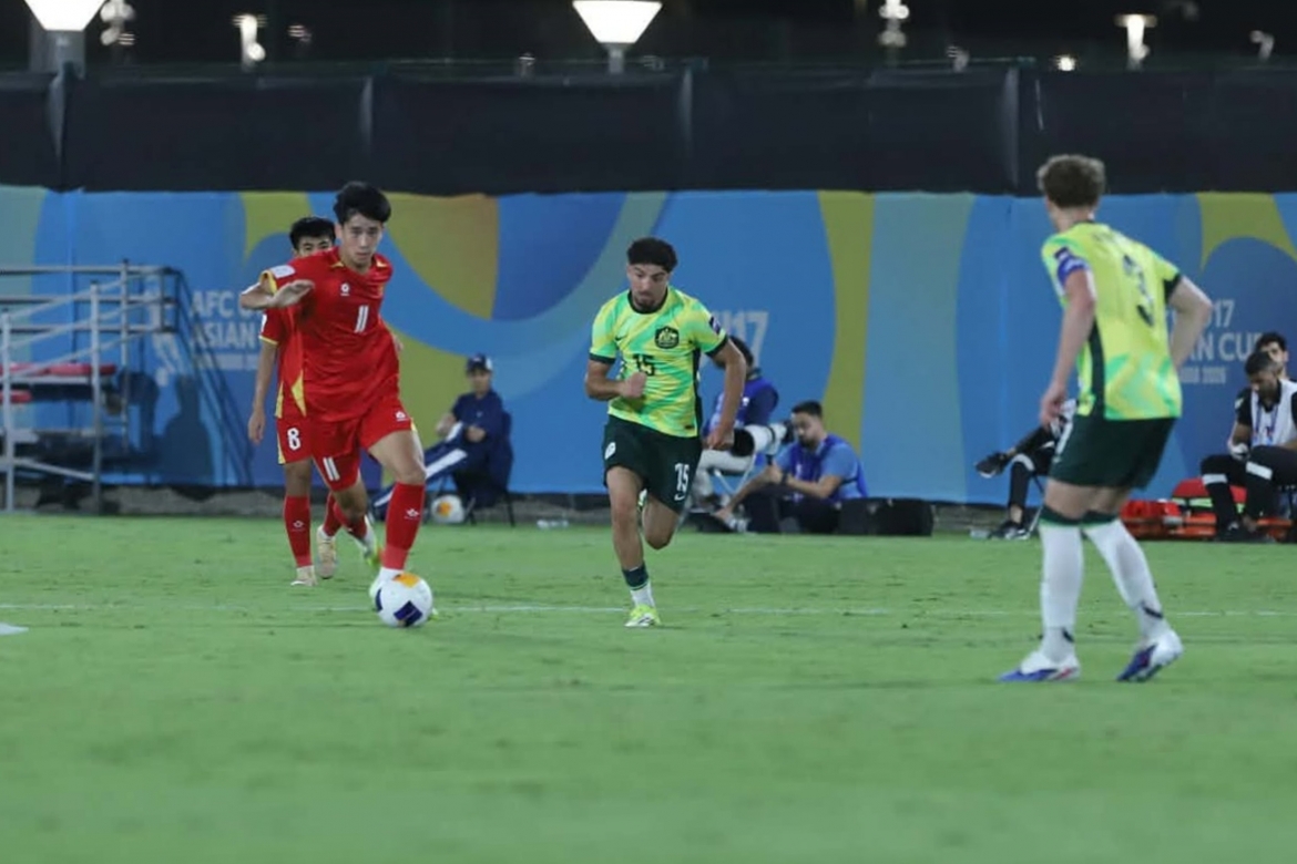 U17 Việt Nam quyết tâm tấn công tìm bản gỡ. (Ảnh: VFF)